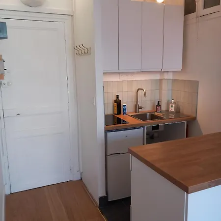 For 2 People, 15th Arrondissement, Convention, Montparnasse Apartman *